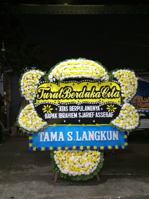 Papan Bunga Duka di Ki