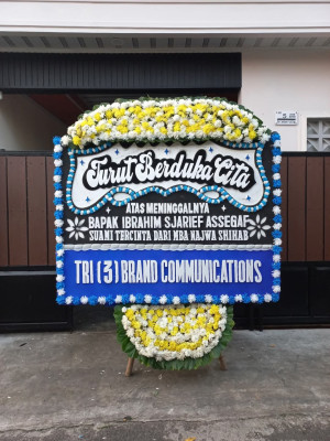 Papan Bunga Duka di Ki